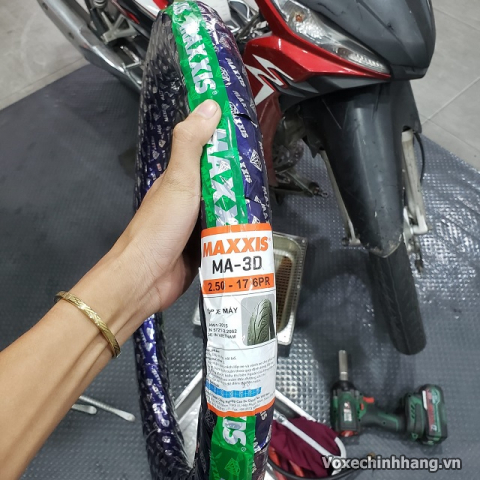 Vỏ có ruột Maxxis 2.50-17 gai kim cương 3D