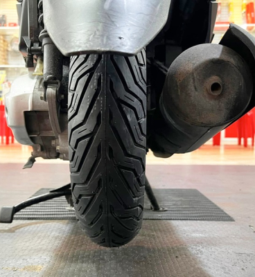 Vỏ xe Deli 100/90-10 Urban Grip