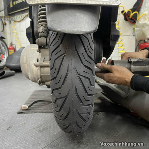 Vỏ xe Deli 120/70-12 Urban Grip