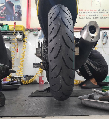 Vỏ xe Maxxis 120/70-17 gai M6234
