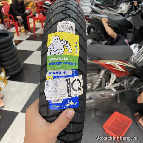 Vỏ Michelin Anakee Street 100/80-14