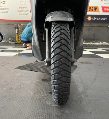 Vỏ xe Michelin Anakee Street 90/80-14