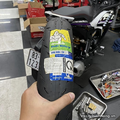 Vỏ Michelin Pilot Moto GP 90/80-17