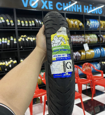 Vỏ xe Michelin Pilot Street 2 100/80-17