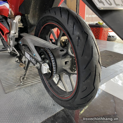 Vỏ xe Pirelli Diablo Rosso Sport 120/70-17 