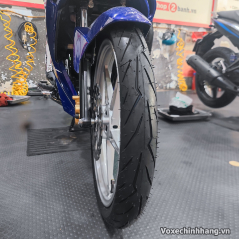 Vỏ xe Pirelli Diablo Rosso Sport 70/90-17 