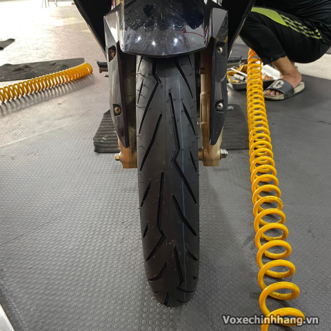 Vỏ xe Pirelli Diablo Rosso Sport 90/80-17