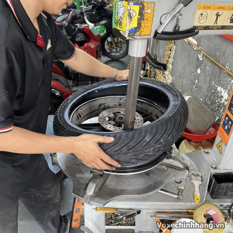 Vỏ Deli SB170 90/90-14 Power Storm XP 