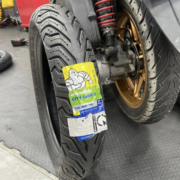 Vỏ Michelin City Grip 2 110/80-14