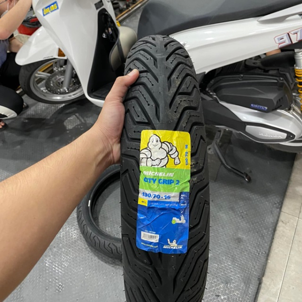 Vỏ Michelin City Grip 2 130/70-16
