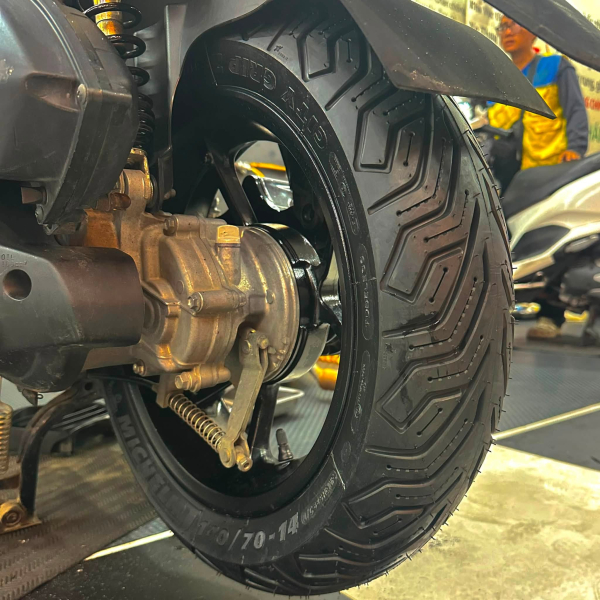 Vỏ Michelin City Grip 2 140/70-14
