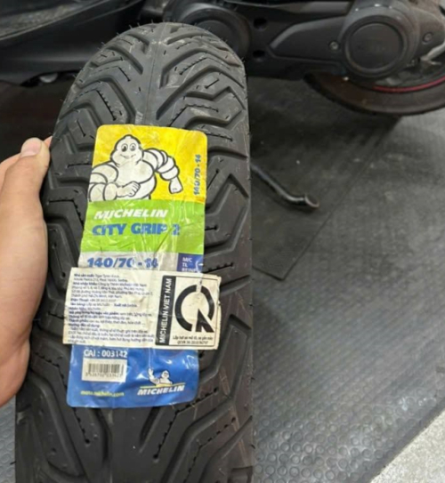 Vỏ Michelin City Grip 2 140/70-14