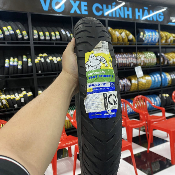 Vỏ Michelin Pilot Street 2 100/80-17