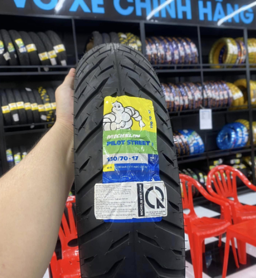 Vỏ Michelin Pilot Street 2 130/70-17