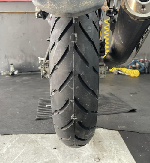 Vỏ xe Dunlop 130/70-17 D102A