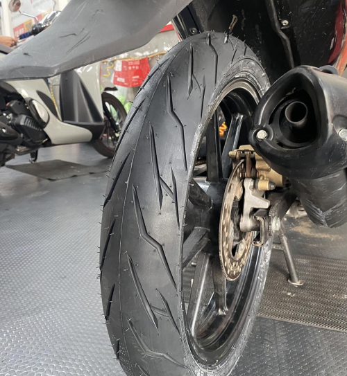 Vỏ xe Goodride H993 100/80-17