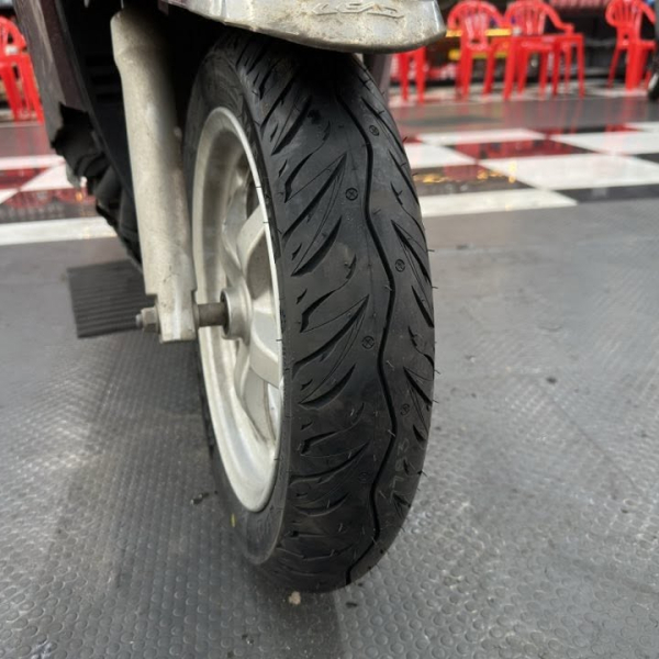 Vỏ xe Maxxis 90/90-12 gai MA-WGV